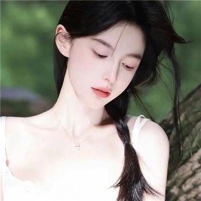 我的黑色超短裙